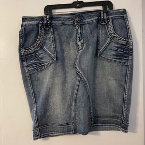 Jean skirt